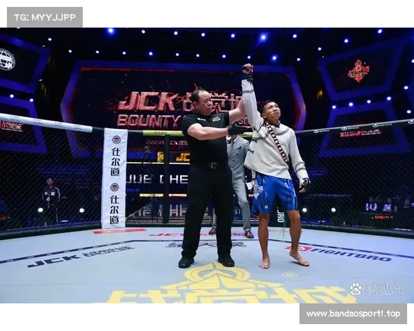 独家解析重量级拳击对抗赛震撼来袭 重磅选手对决谁能称霸擂台 独家解析重量级拳击对抗赛震撼来袭 重磅选手对决谁能称霸擂台