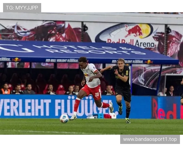 梅开二度萨内荣膺全场最佳 拜仁轻松战胜圣保利晋级